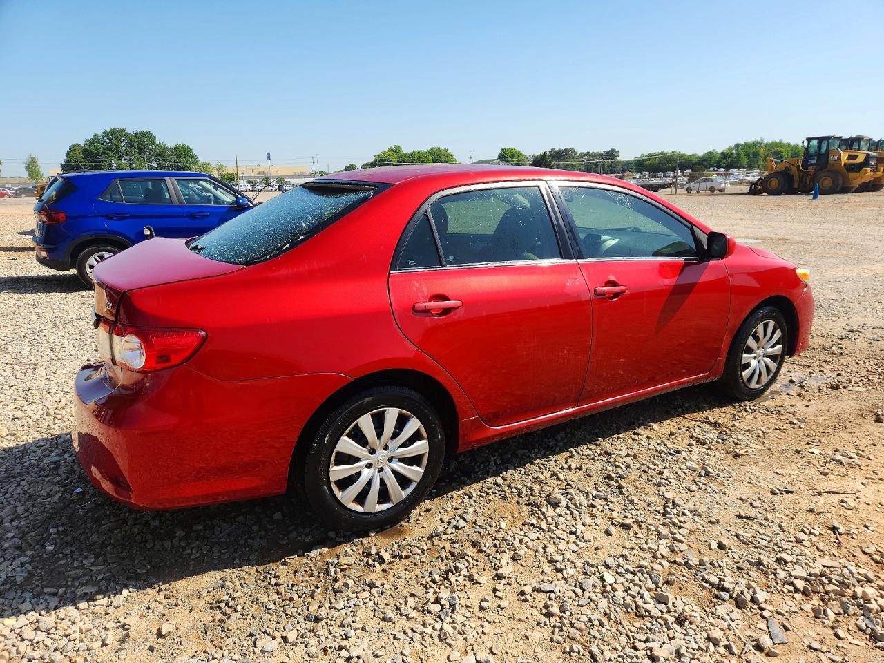 2013 TOYOTA COROLLA LE photo 3