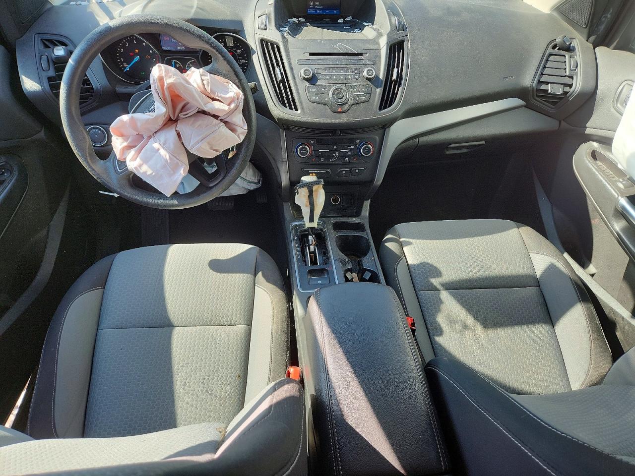 2018 FORD ESCAPE SE photo 8