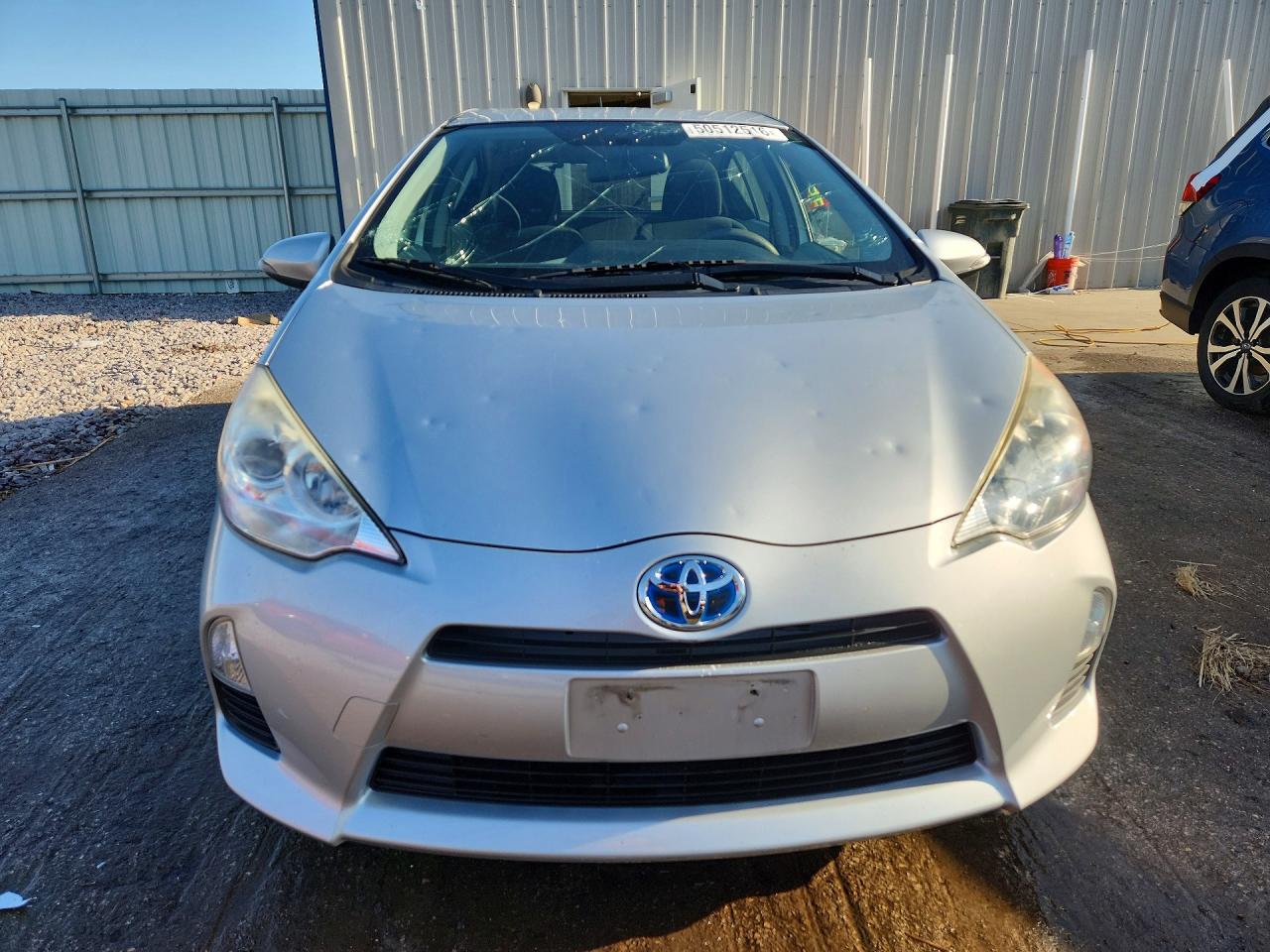 2012 TOYOTA PRIUS C TWO photo 9
