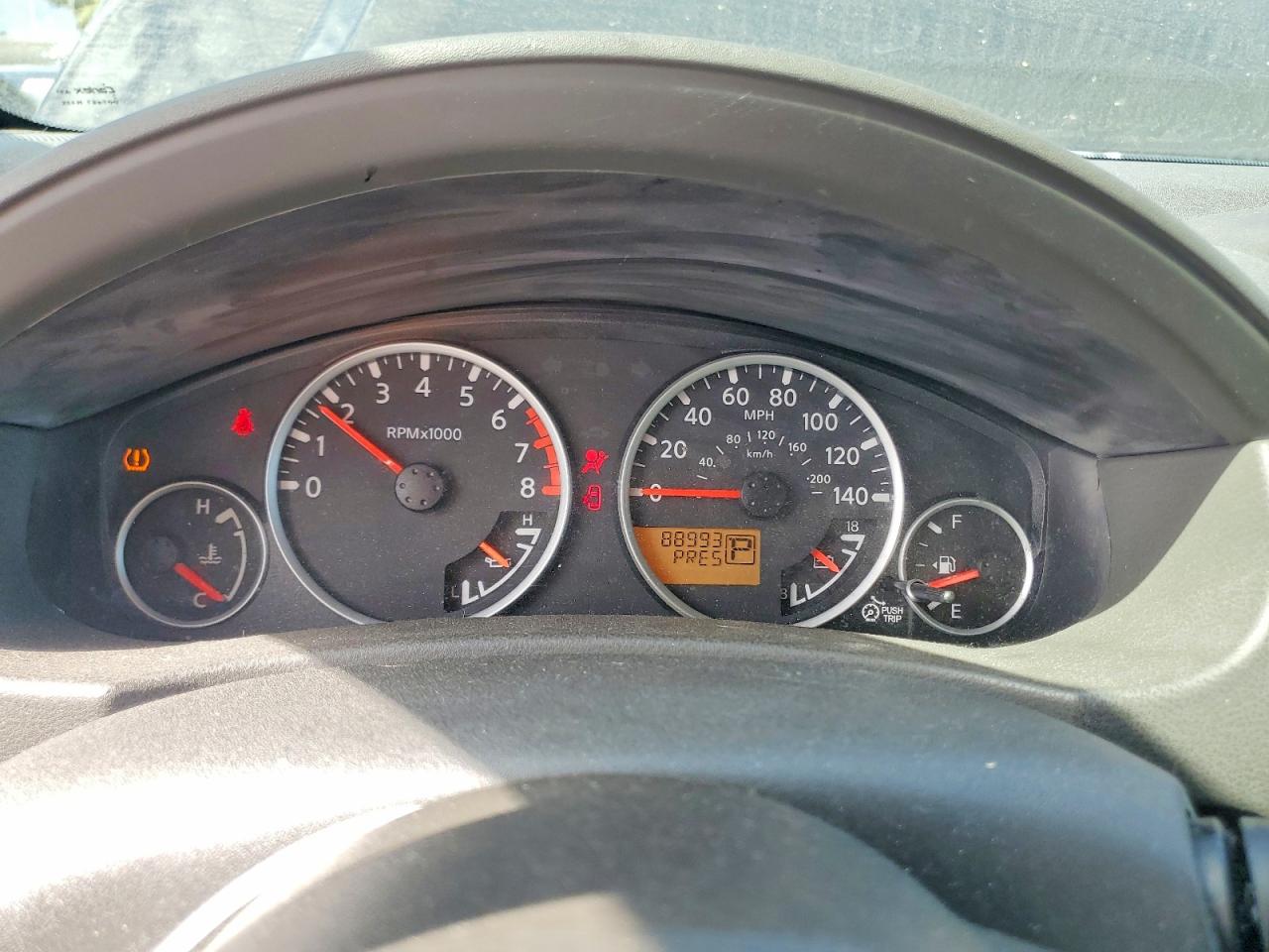2011 NISSAN PATHFINDER S photo 17