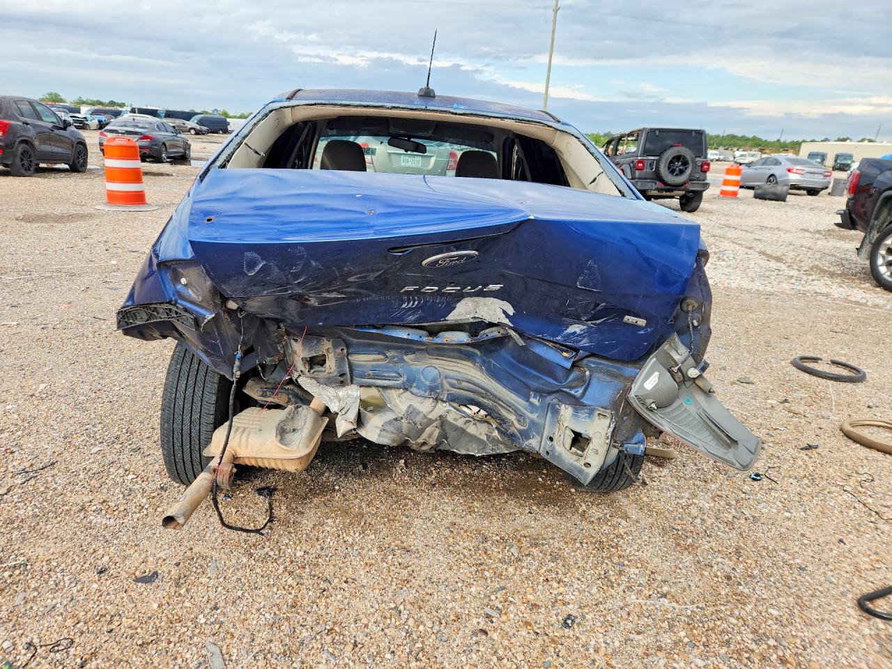 2008 FORD FOCUS SE photo 11