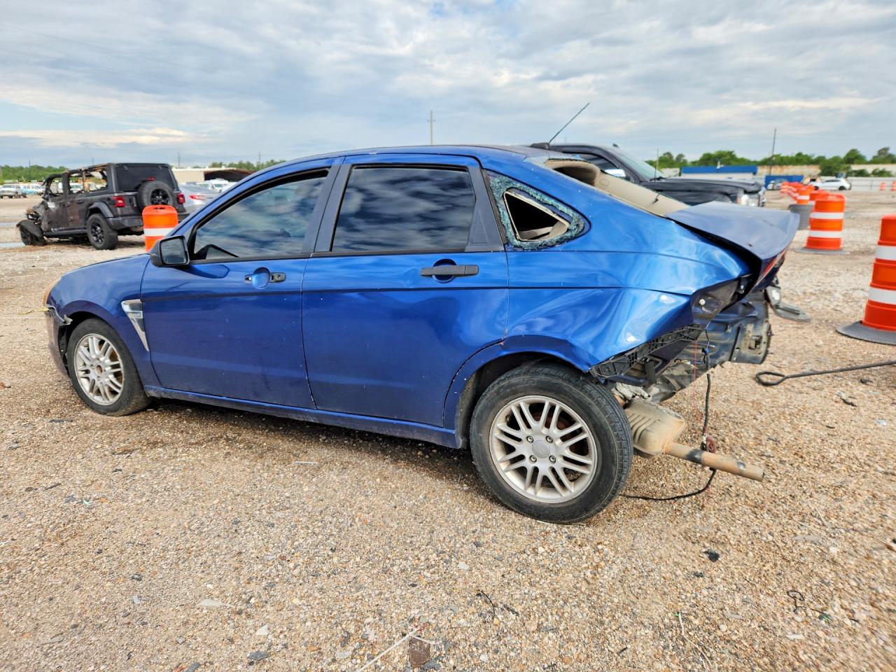 2008 FORD FOCUS SE photo 3