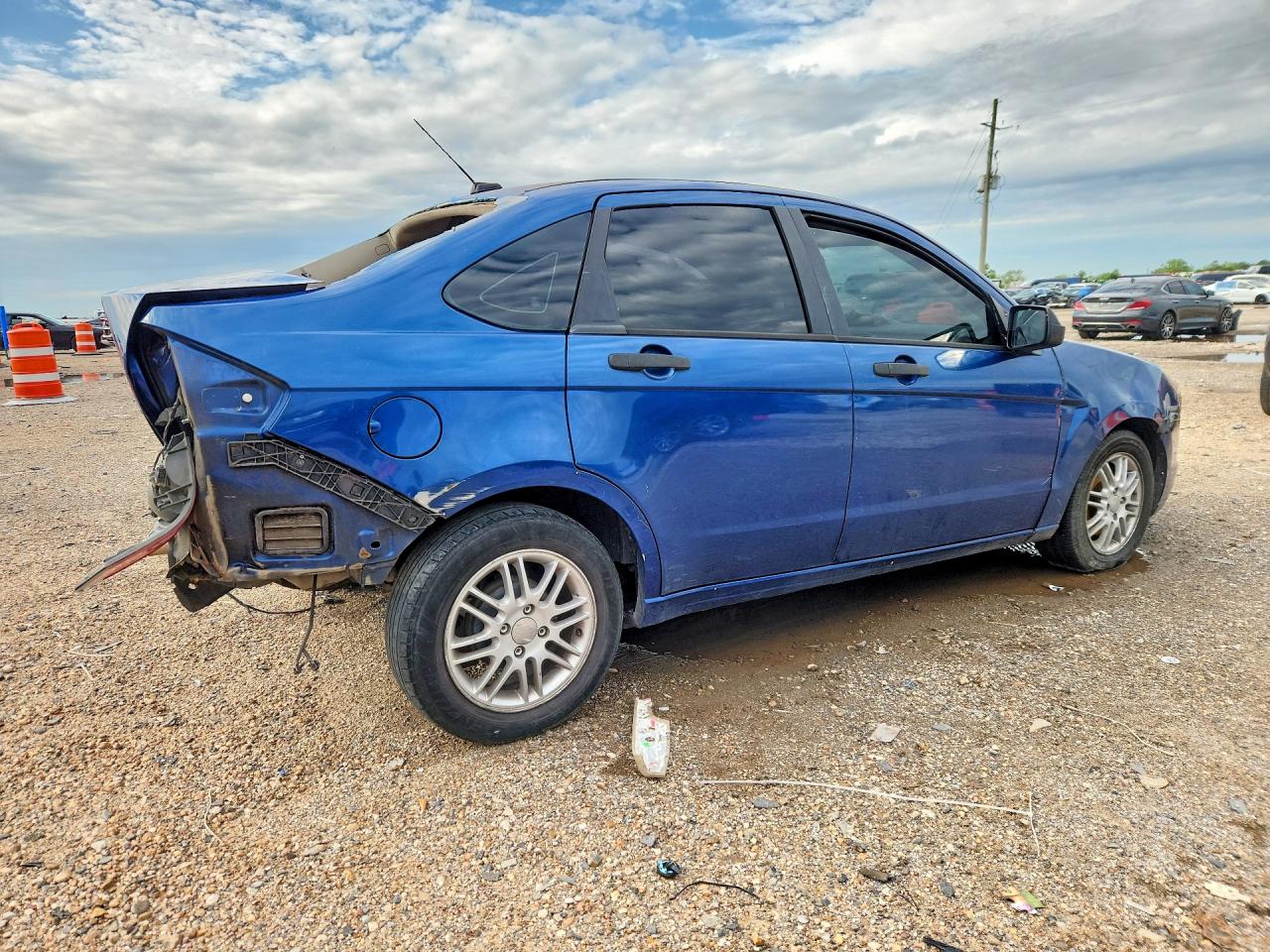 2008 FORD FOCUS SE photo 5
