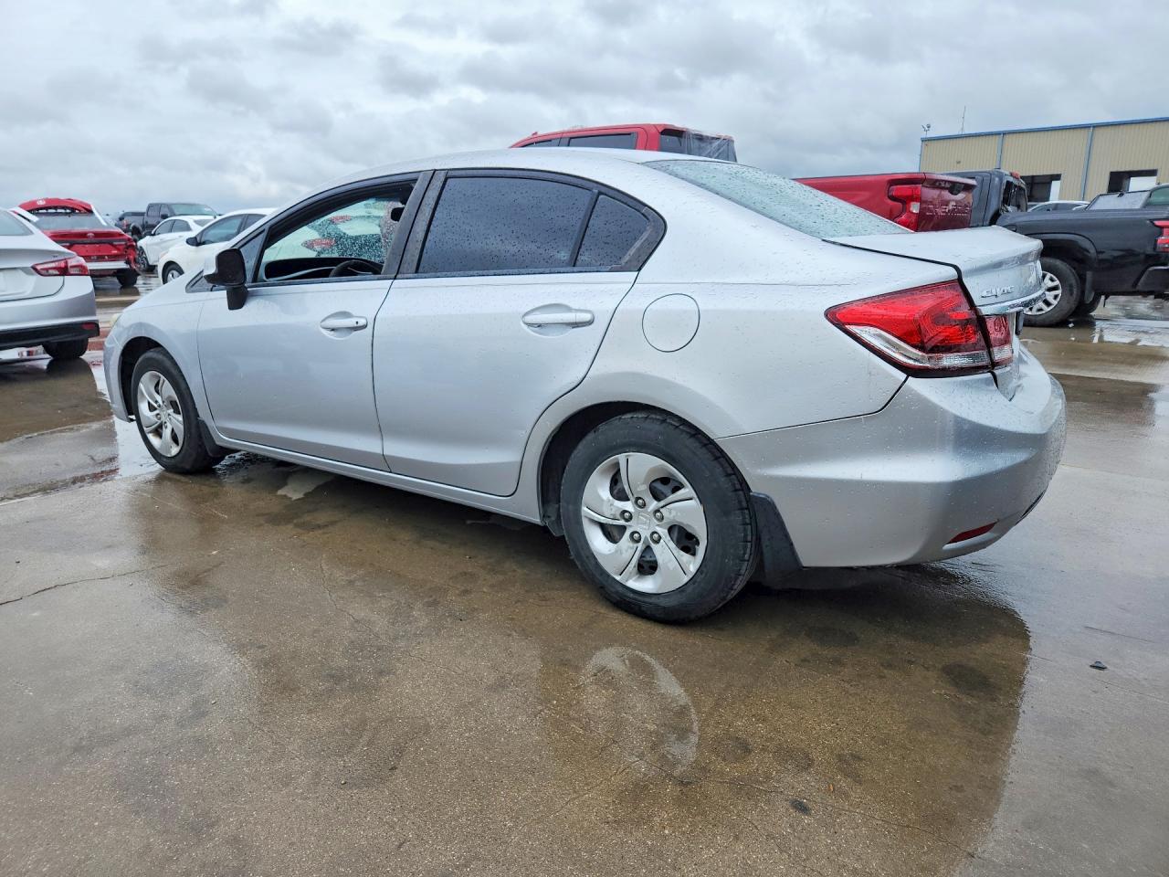 2013 HONDA CIVIC LX photo 2