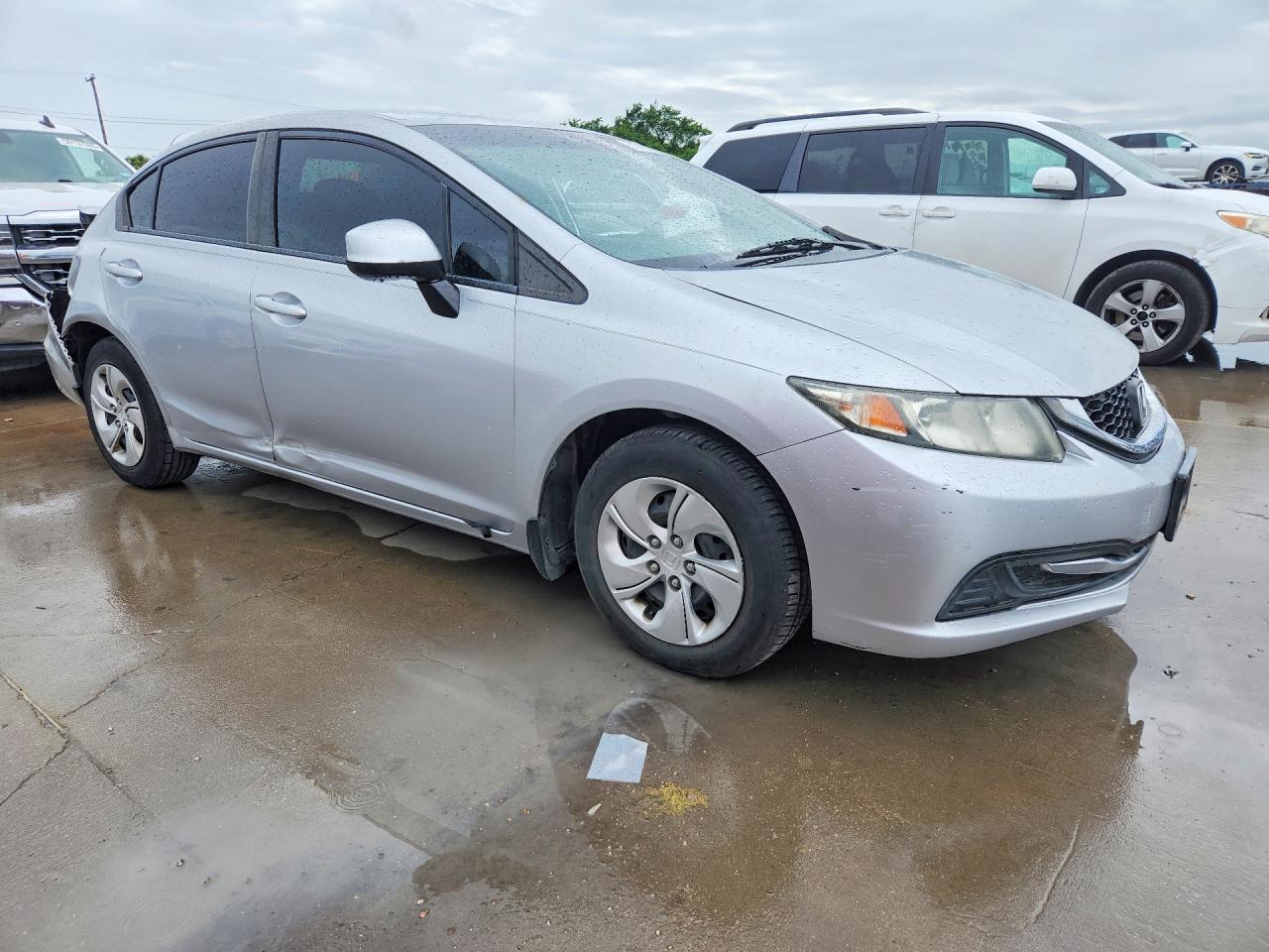 2013 HONDA CIVIC LX photo 4