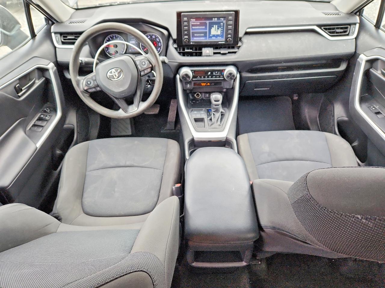 2021 TOYOTA RAV4 LE photo 15