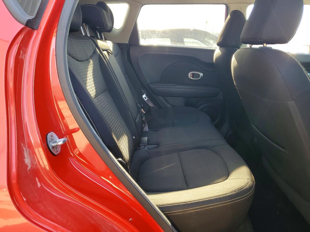 2015 KIA SOUL + photo 11