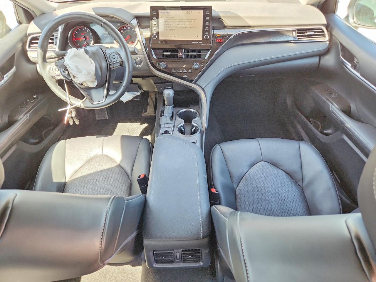 2022 TOYOTA CAMRY XSE photo 8