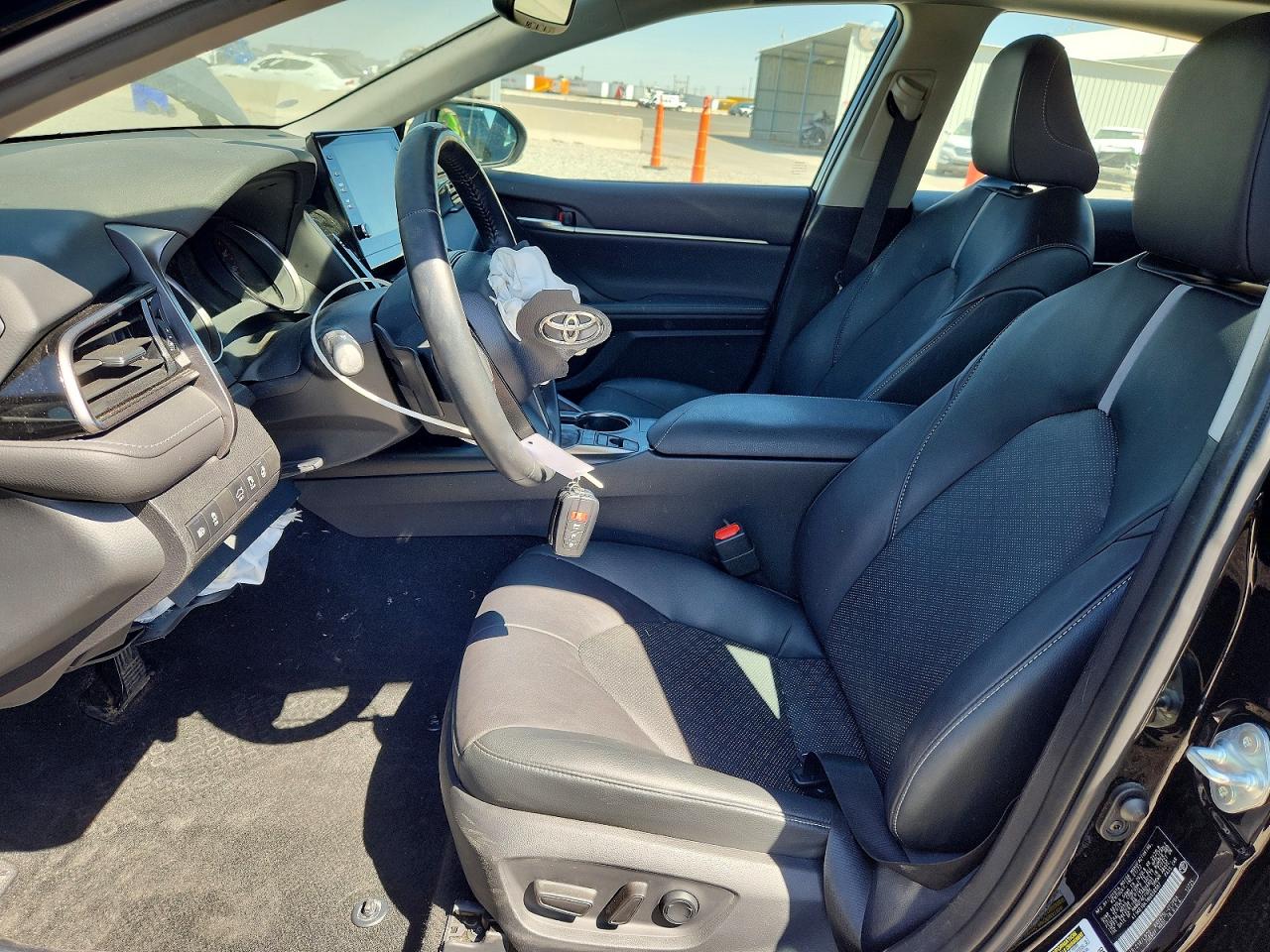 2022 TOYOTA CAMRY XSE photo 7