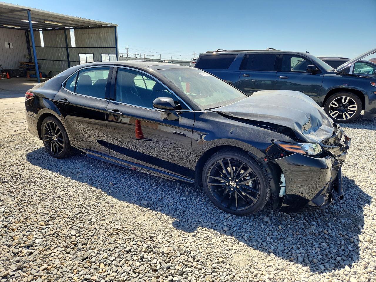 2022 TOYOTA CAMRY XSE photo 4