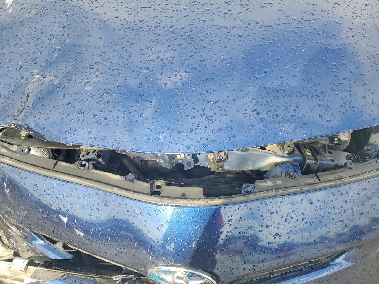 2012 TOYOTA PRIUS TWO photo 31
