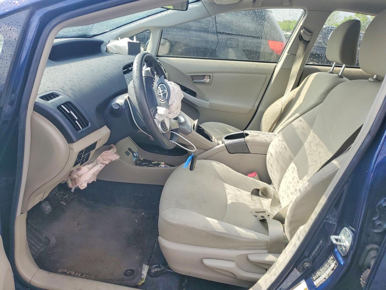 2012 TOYOTA PRIUS TWO photo 19