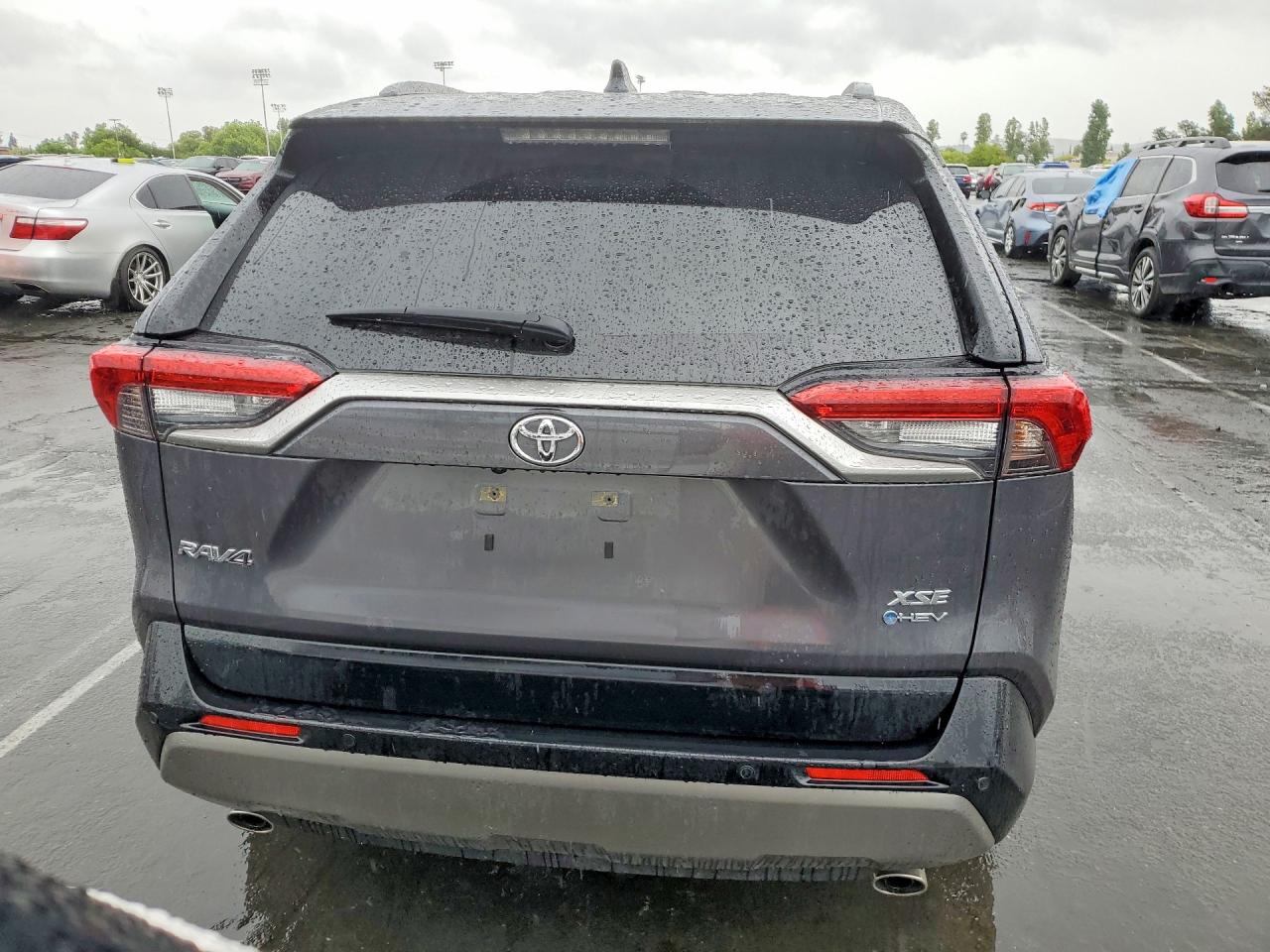 2025 TOYOTA RAV4 XSE photo 11