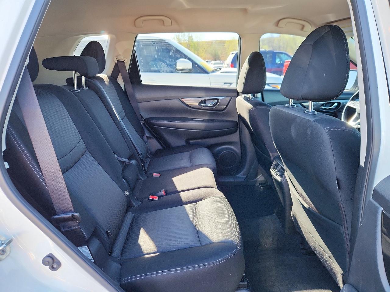 2020 NISSAN ROGUE SV photo 31