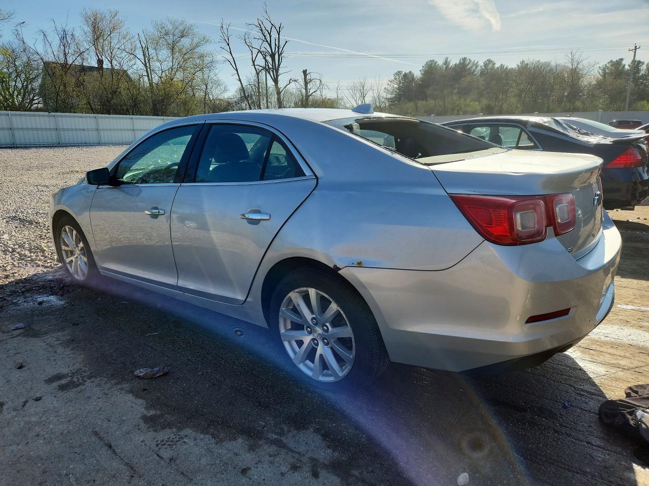 2014 CHEVROLET MALIBU LTZ photo 3