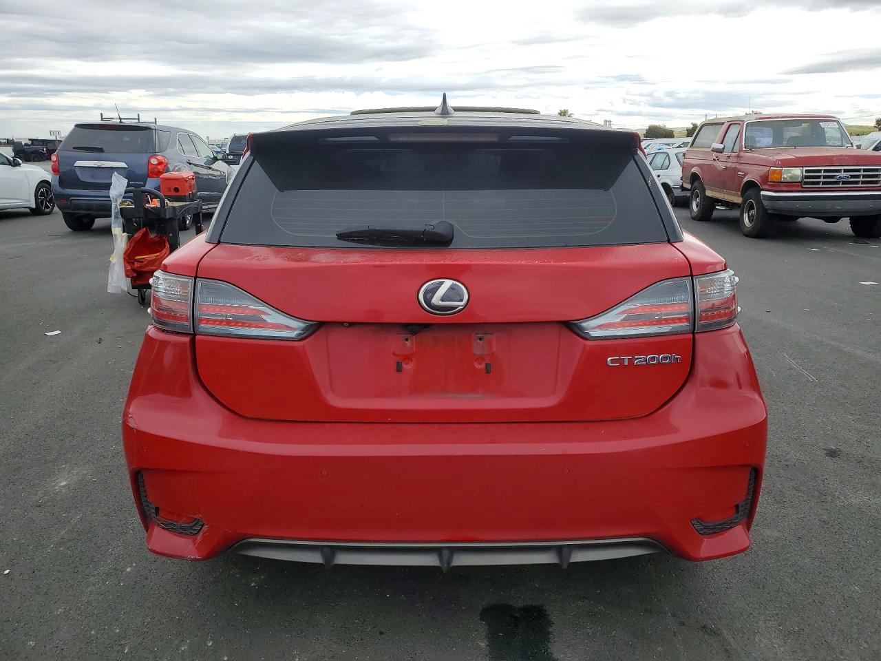 2014 LEXUS CT 200 photo 16