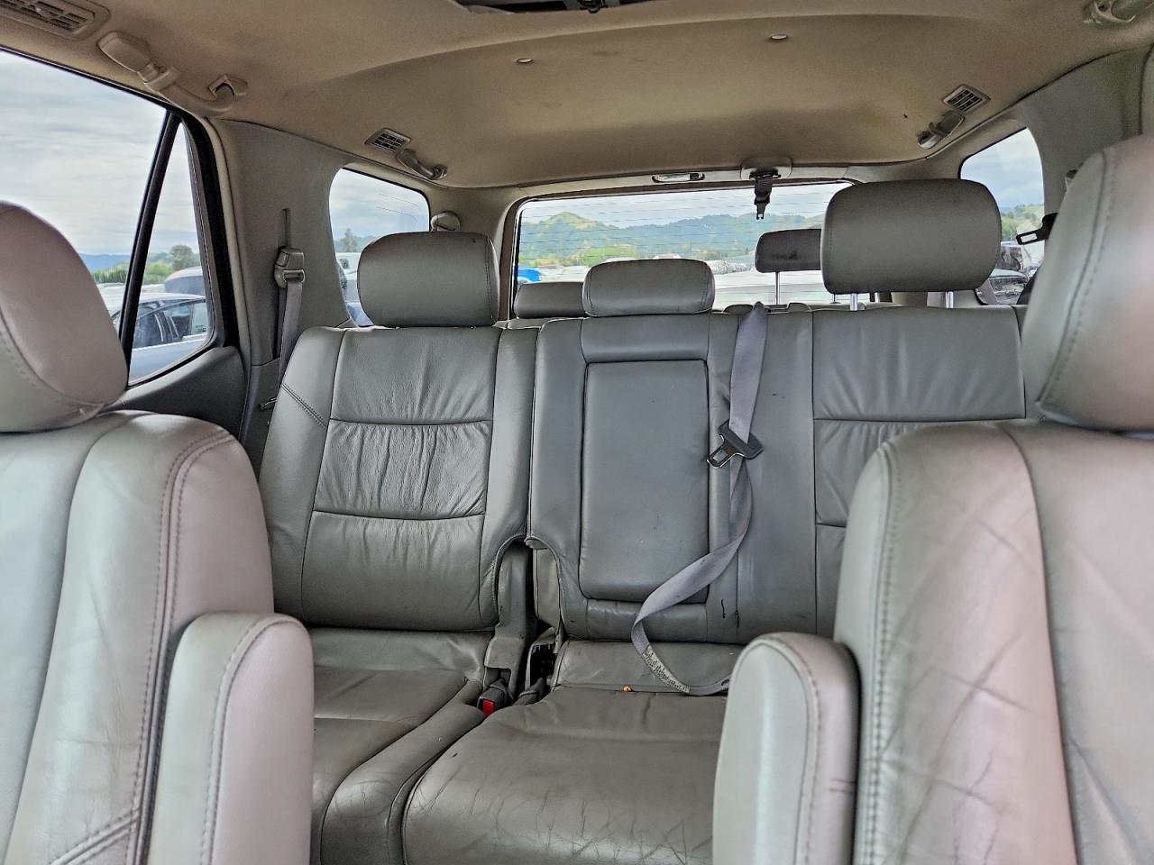 2003 TOYOTA SEQUOIA LIMITED photo 28