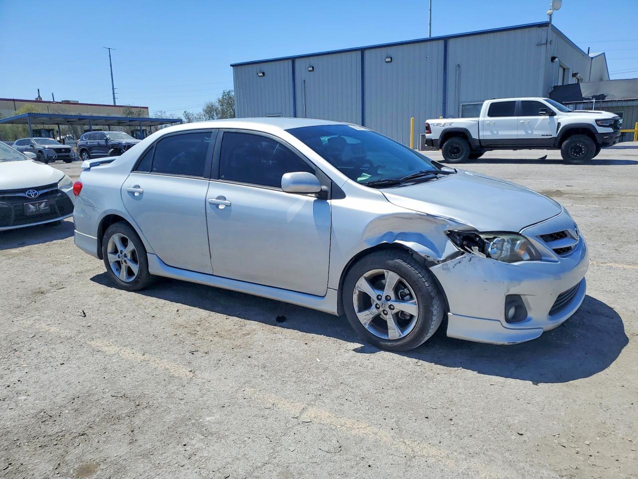 2013 TOYOTA COROLLA S photo 7