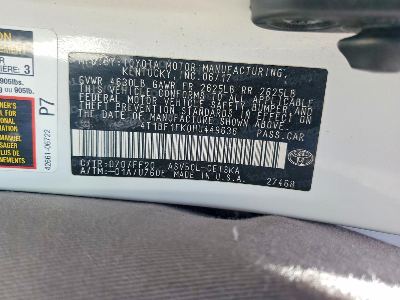 2017 TOYOTA CAMRY SE photo 12