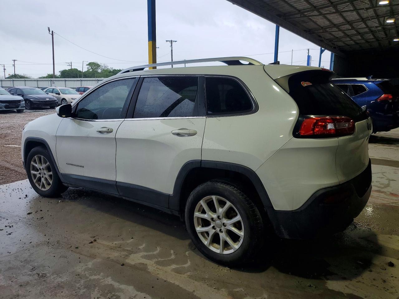 2016 JEEP CHEROKEE LATITUDE photo 3