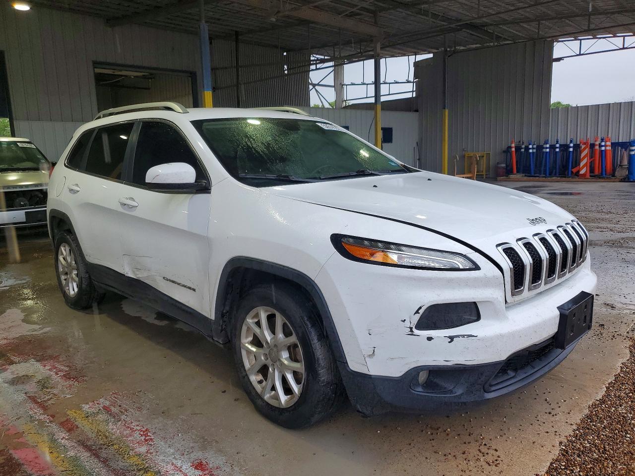 2016 JEEP CHEROKEE LATITUDE photo 7