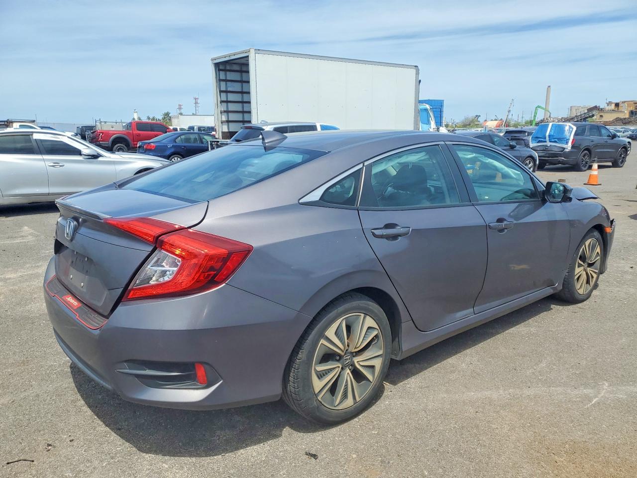 2017 HONDA CIVIC EX photo 3
