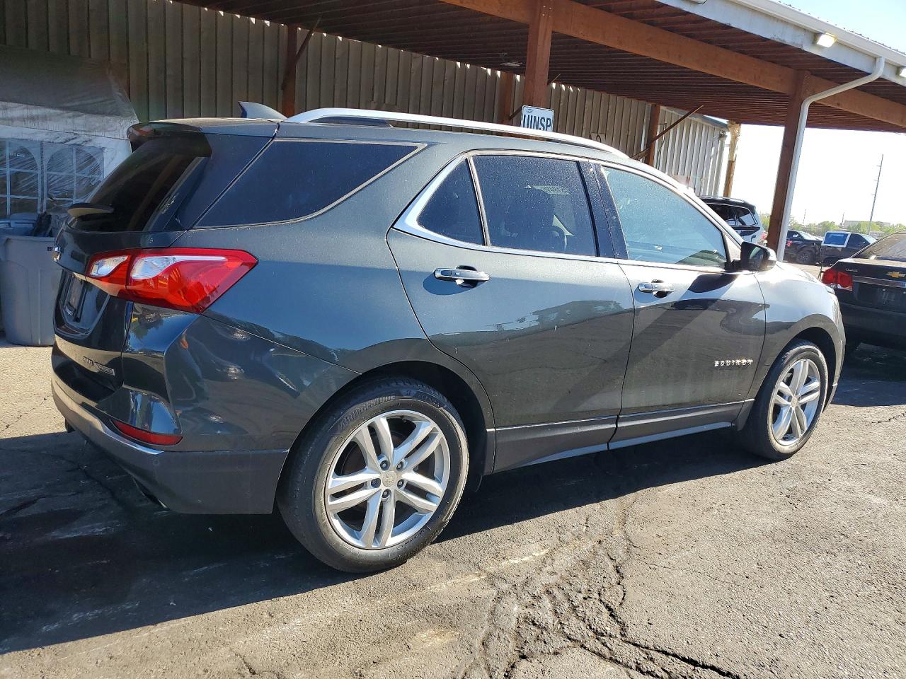 2018 CHEVROLET EQUINOX PREMIER photo 3