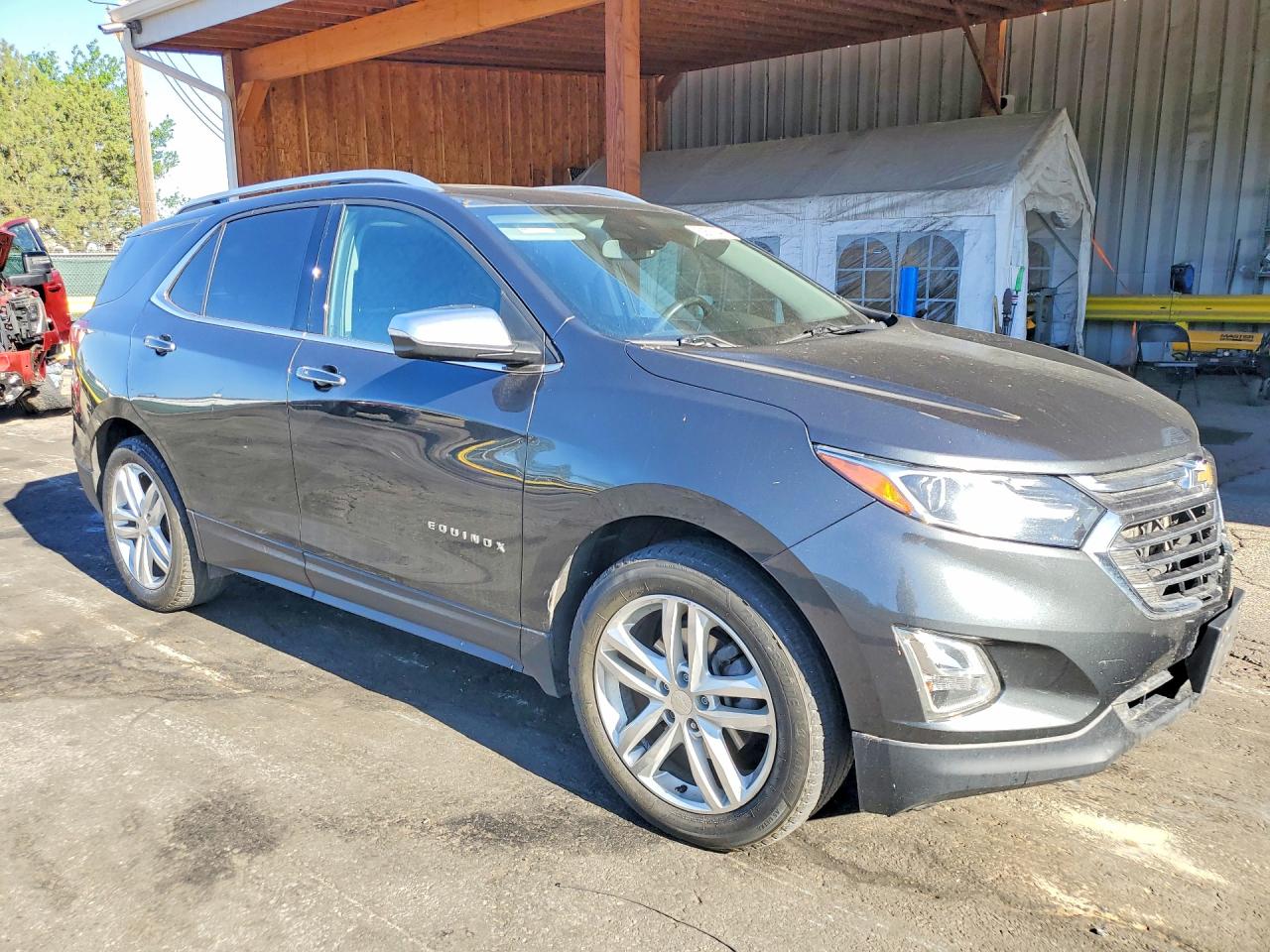 2018 CHEVROLET EQUINOX PREMIER photo 4