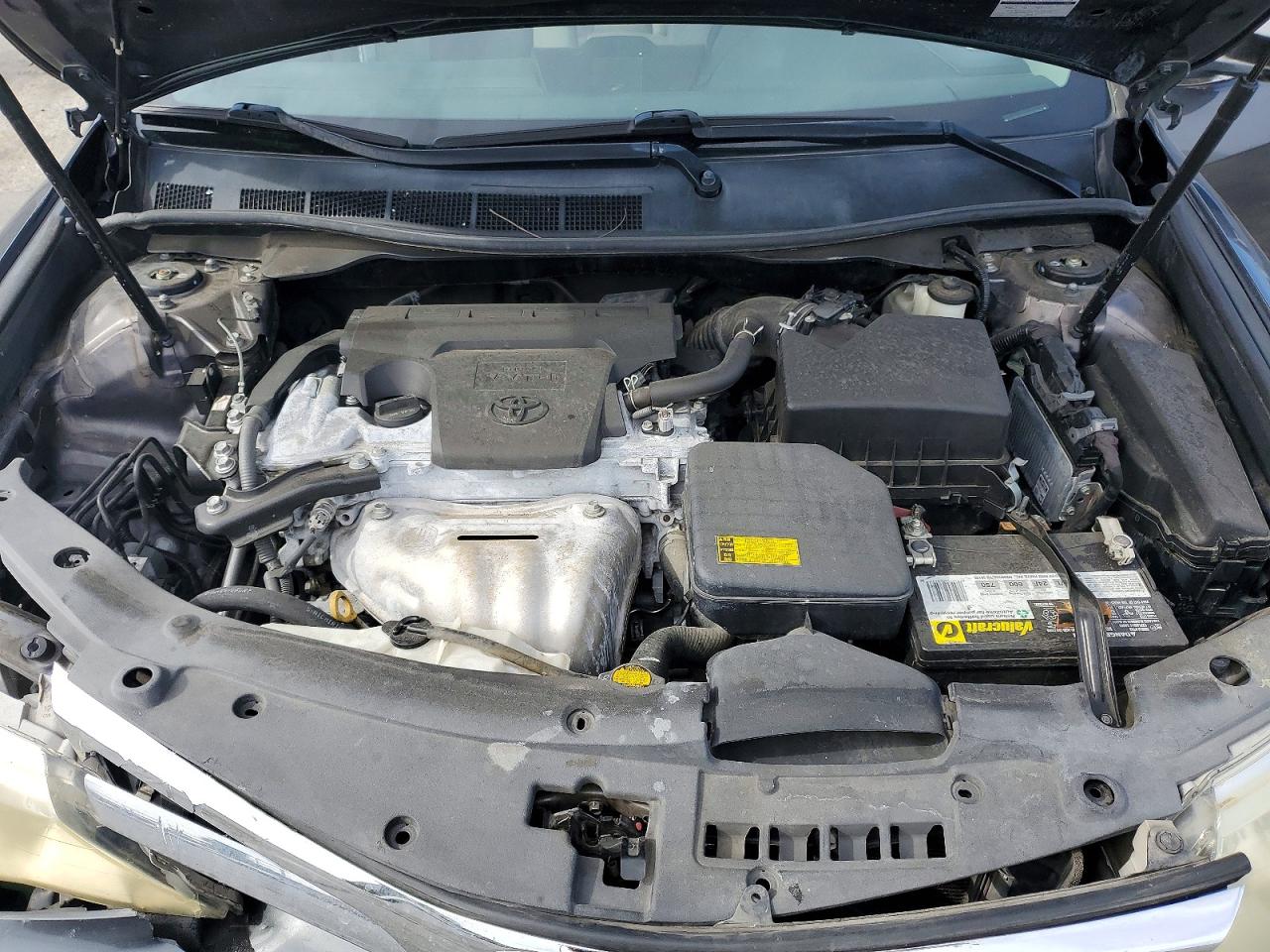 2013 TOYOTA CAMRY LE photo 31