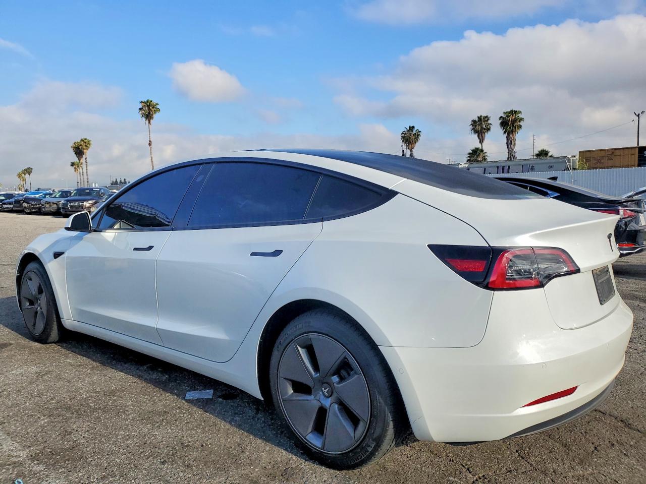 2022 TESLA MODEL 3 photo 4