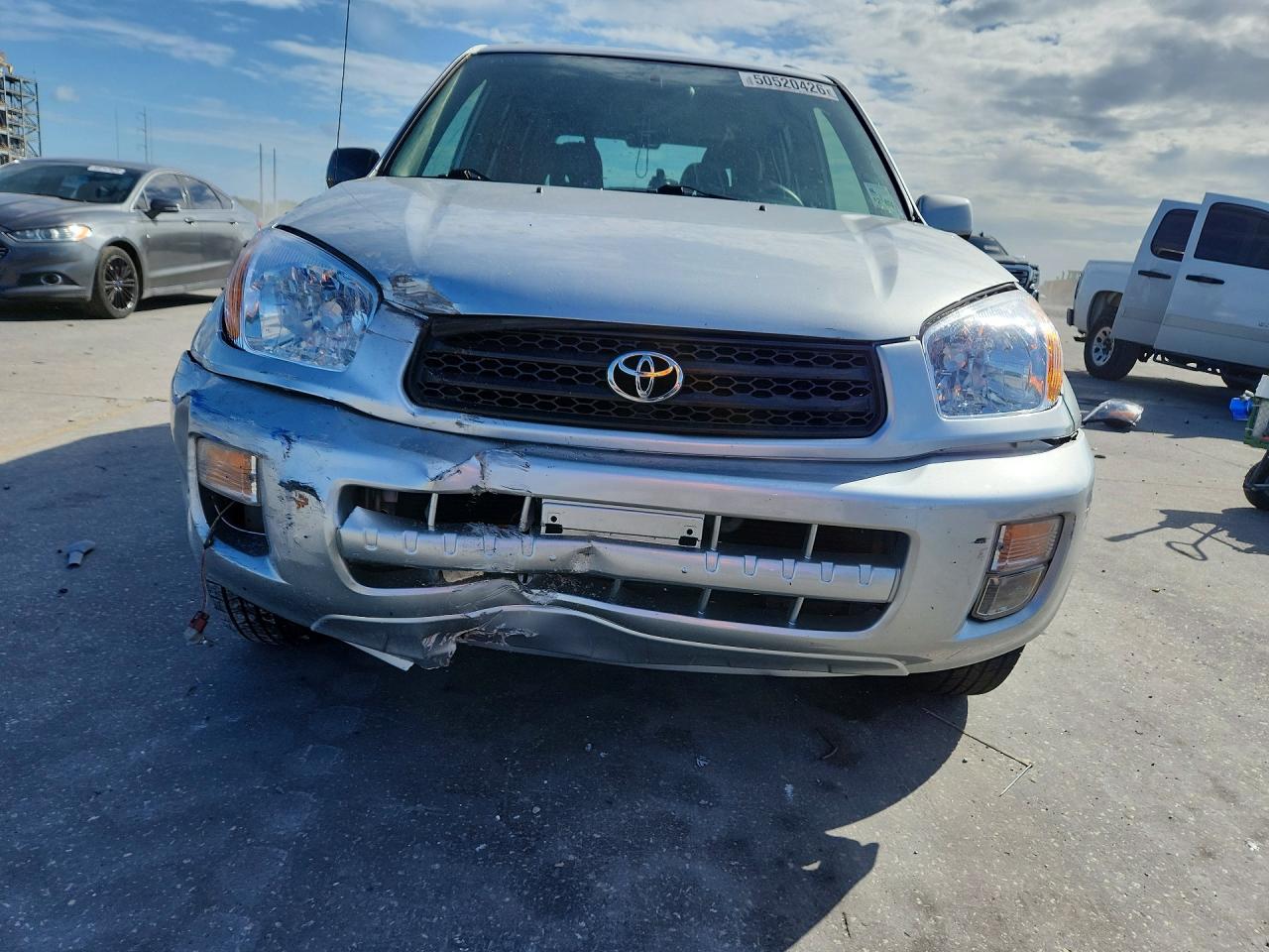 2002 TOYOTA RAV4 BASE photo 13
