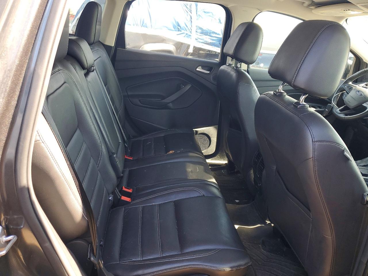 2017 FORD ESCAPE TITANIUM photo 19