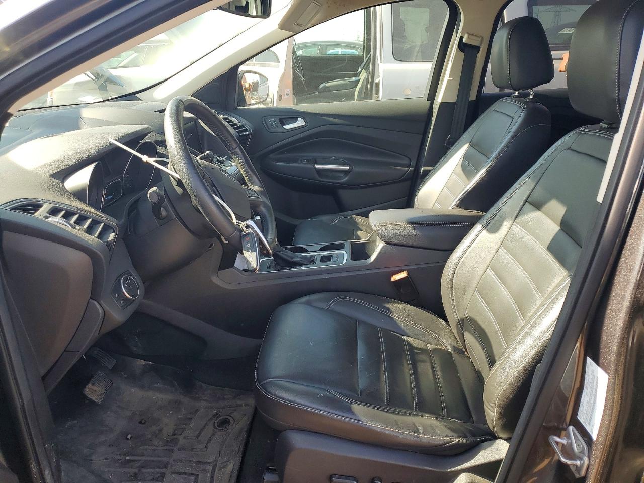 2017 FORD ESCAPE TITANIUM photo 13