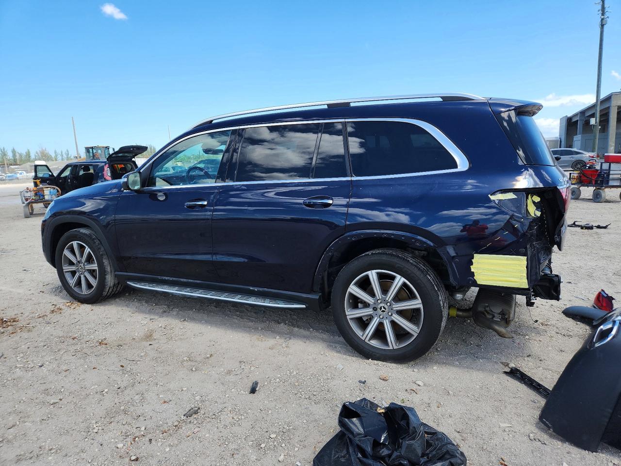 2021 MERCEDES-BENZ GLS 450 4MATIC photo 3