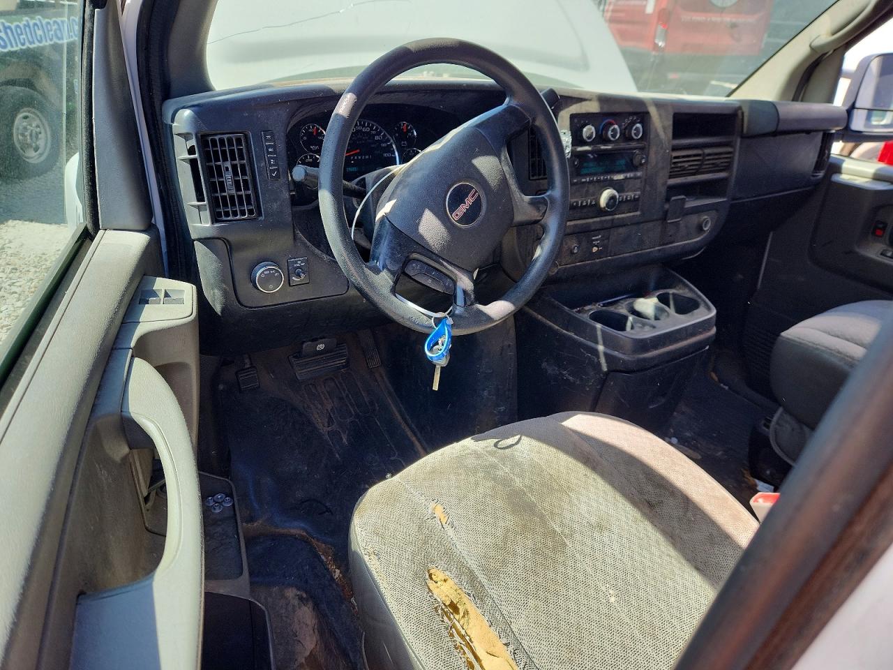 2015 GMC SAVANA G2500 DELIVERY VAN photo 22