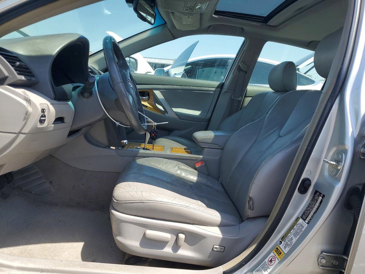 2007 TOYOTA CAMRY XLE V6 photo 7