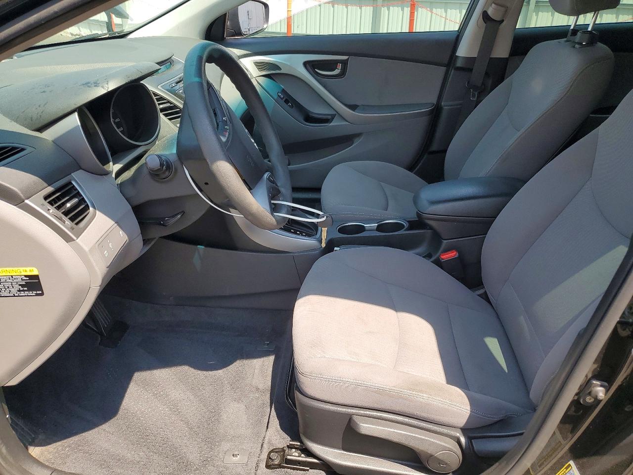 2016 HYUNDAI ELANTRA SE photo 7