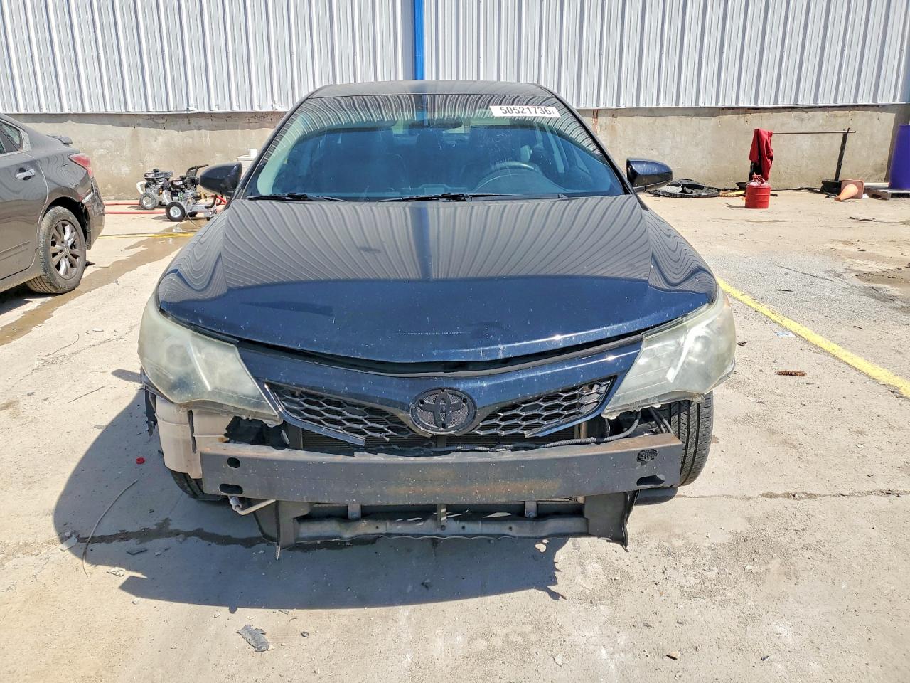 2012 TOYOTA CAMRY SE photo 9