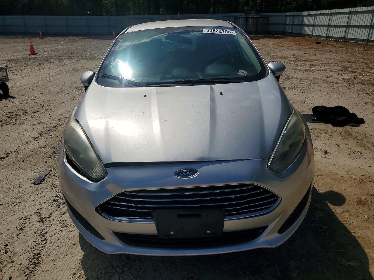 2016 FORD FIESTA SE photo 13