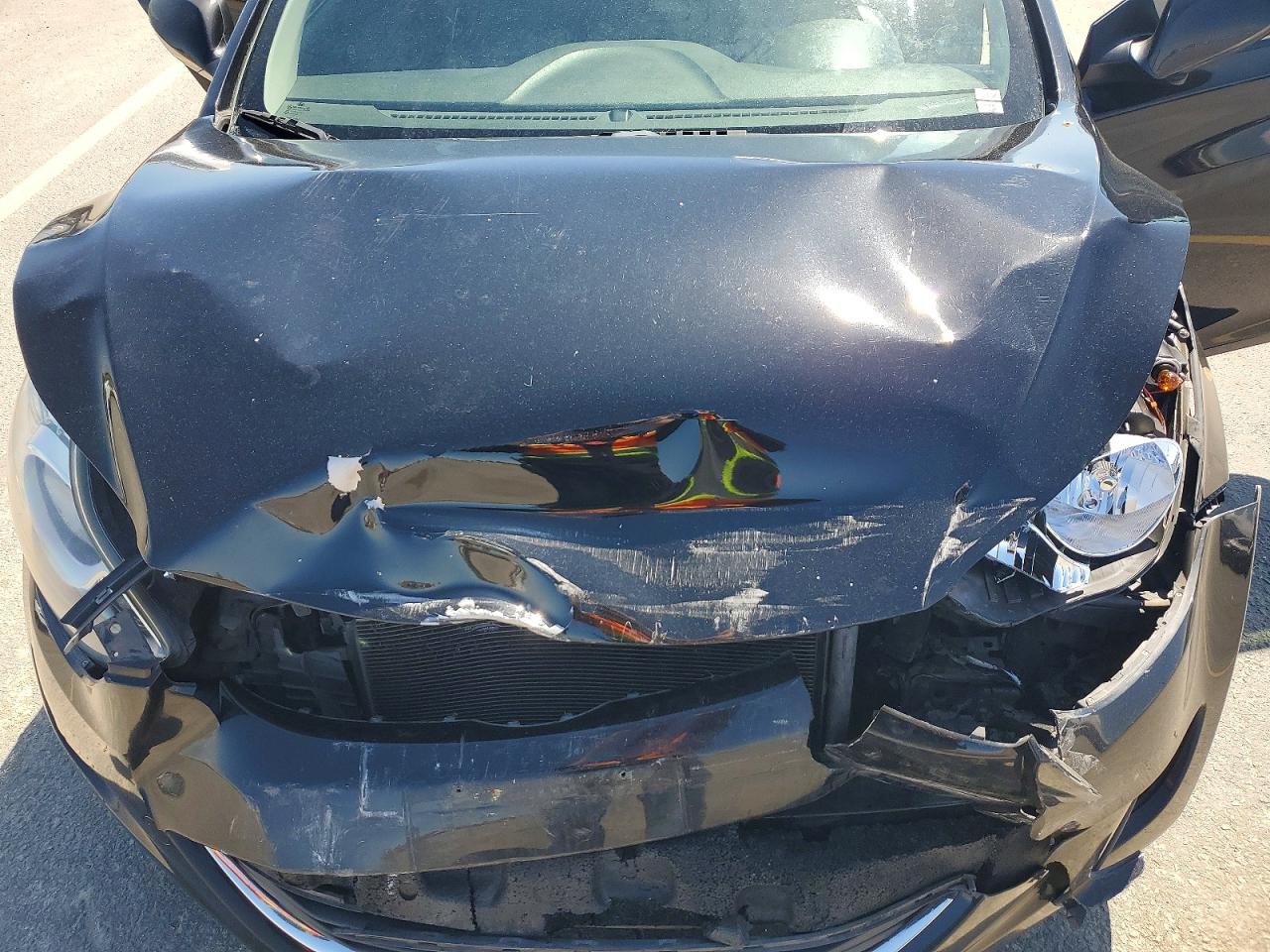 2012 HYUNDAI ELANTRA GLS photo 11