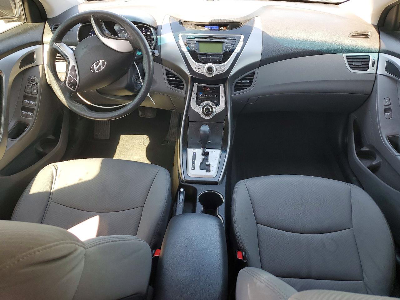 2012 HYUNDAI ELANTRA GLS photo 8