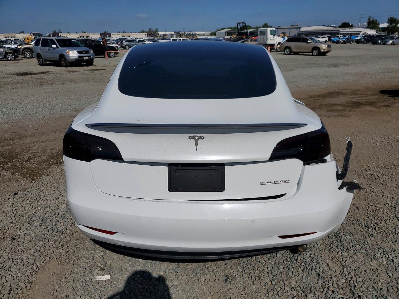 2022 TESLA MODEL 3 photo 11