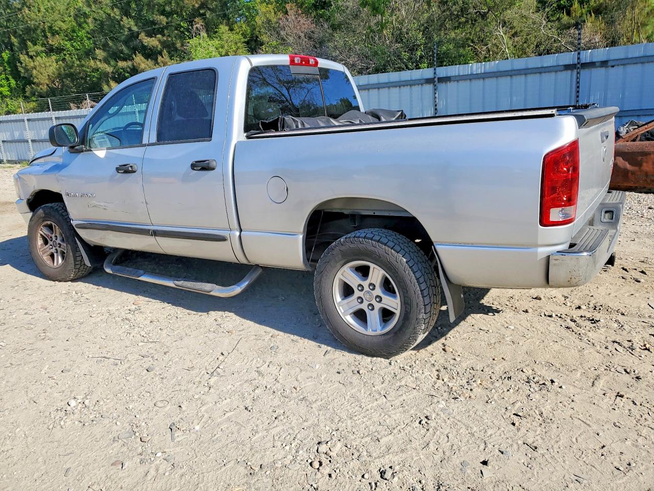 2006 DODGE RAM 1500 ST photo 3