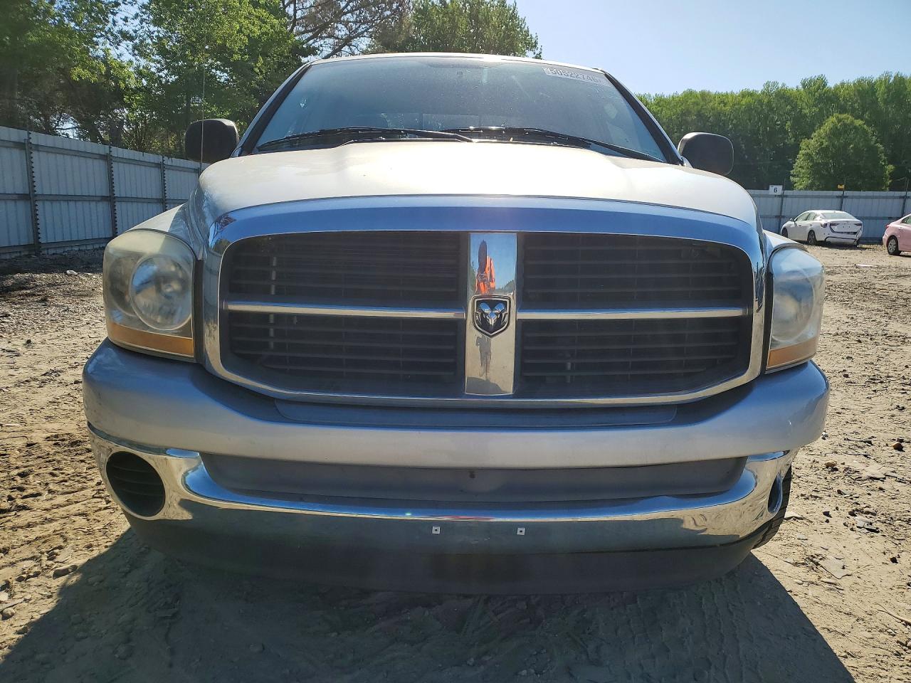2006 DODGE RAM 1500 ST photo 9