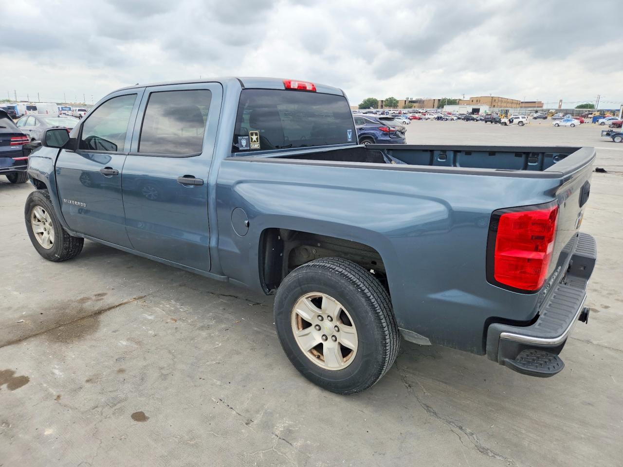 2014 CHEVROLET SILVERADO C1500 LT photo 3