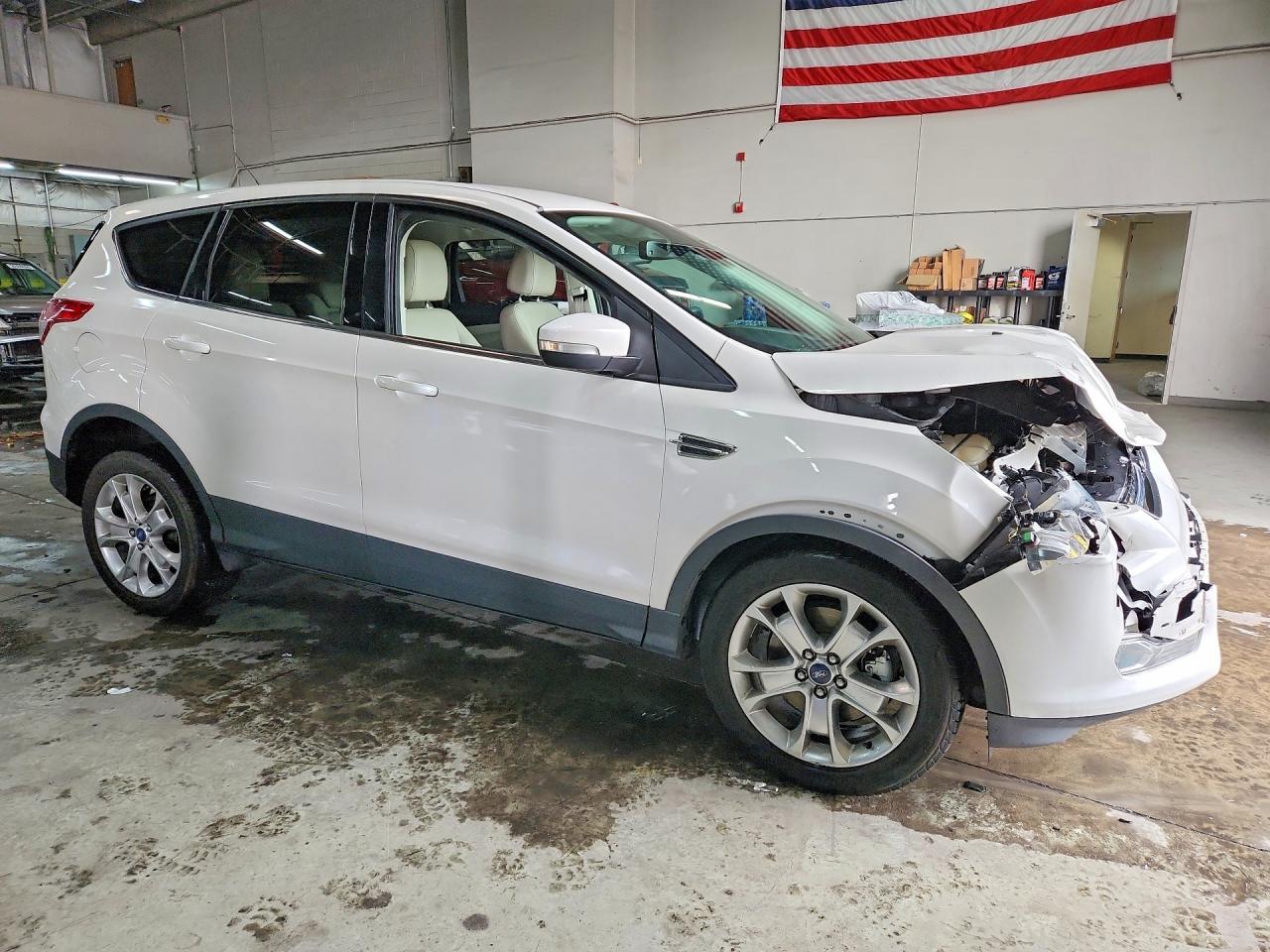2013 FORD ESCAPE SEL photo 7