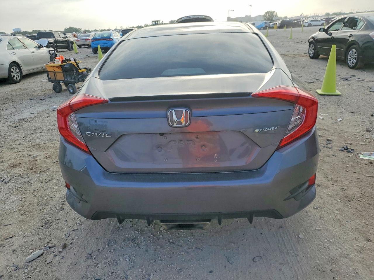 2020 HONDA CIVIC SPORT photo 11
