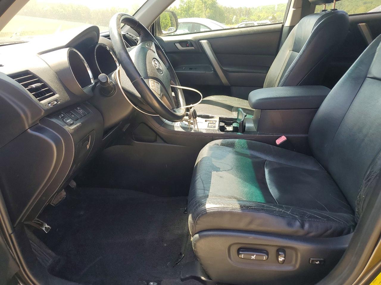 2008 TOYOTA HIGHLANDER SPORT photo 13