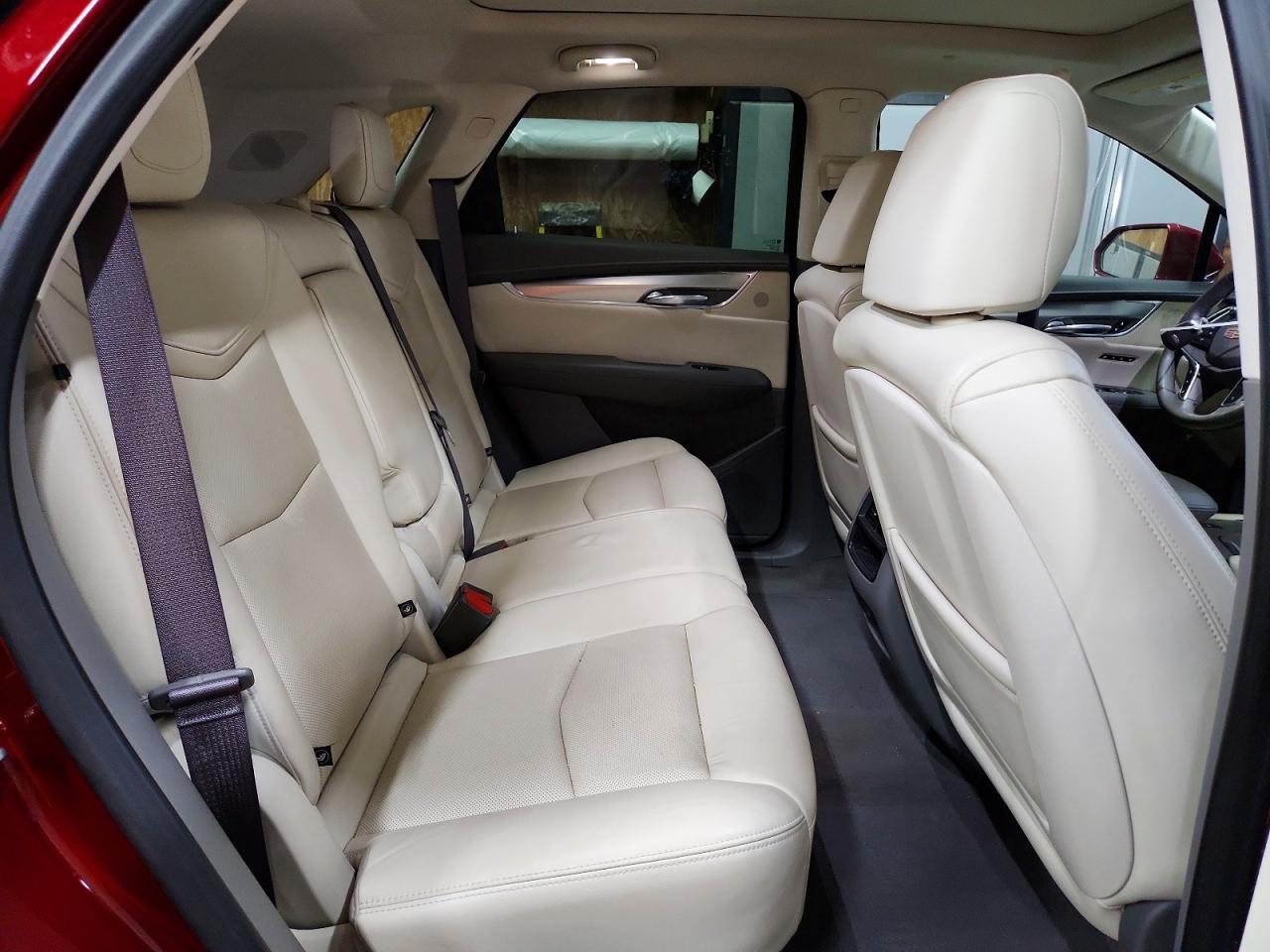 2018 CADILLAC XT5 LUXURY photo 31