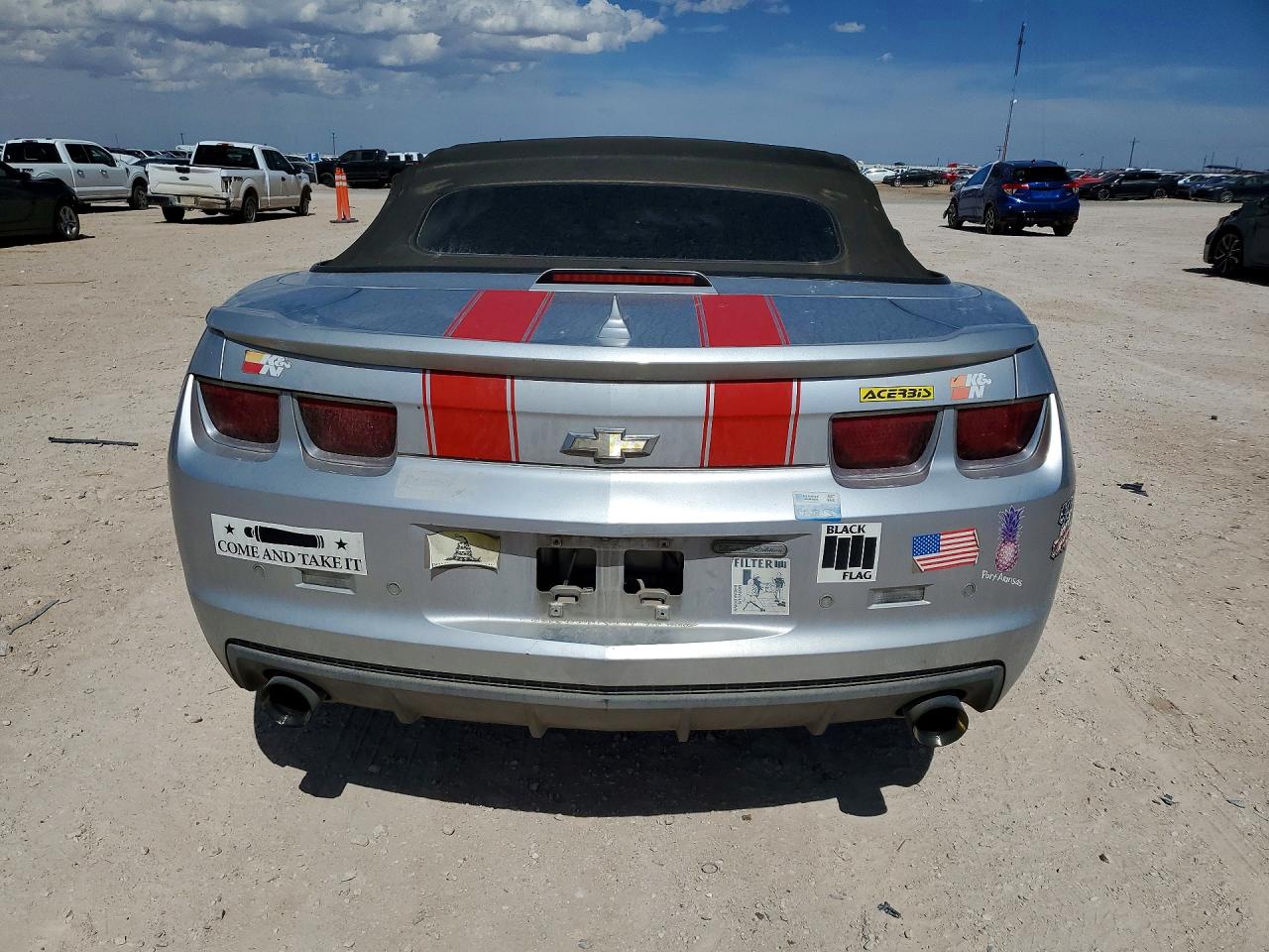 2013 CHEVROLET CAMARO LT photo 11